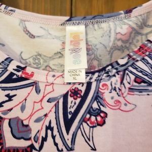 LulaRoe Perfect T